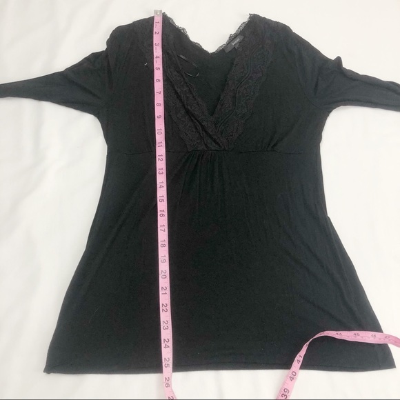 Tahari lace trim long sleeve blouse - Picture 6 of 7